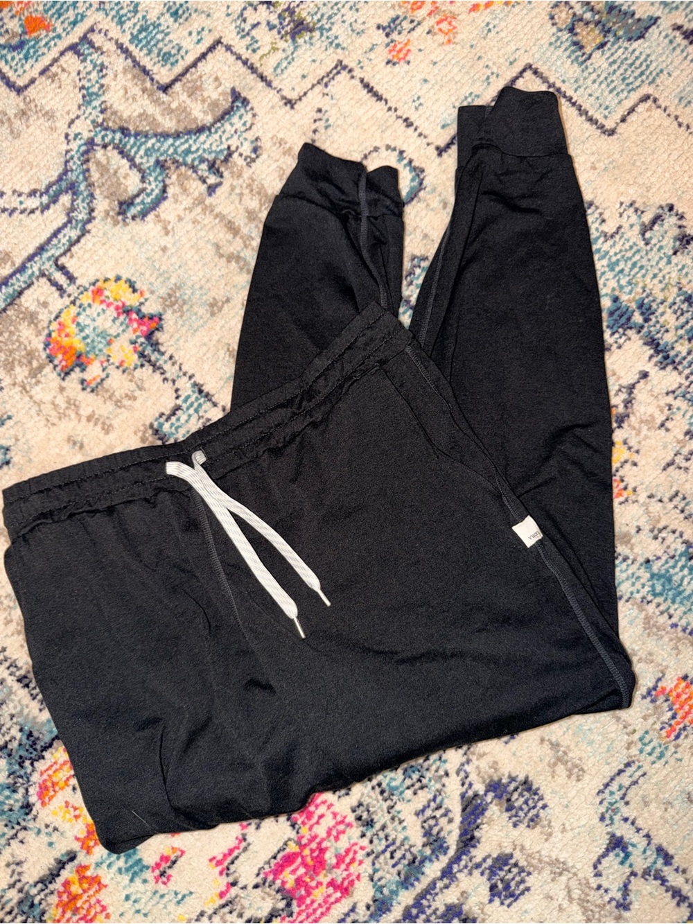 vuori black jogger leggings